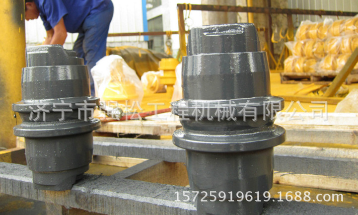 PC300挖掘機(jī)拖輪 5