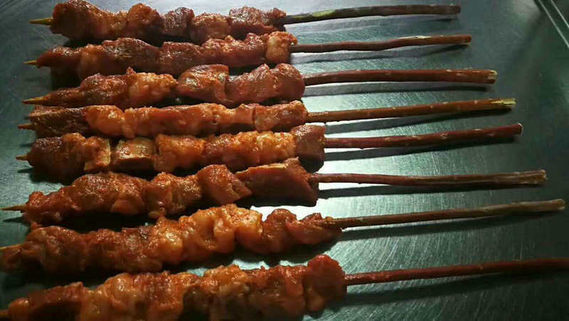 130克羊油大肉串 烧烤肉串 烧烤肉串批发 烧烤食材 冷冻肉串