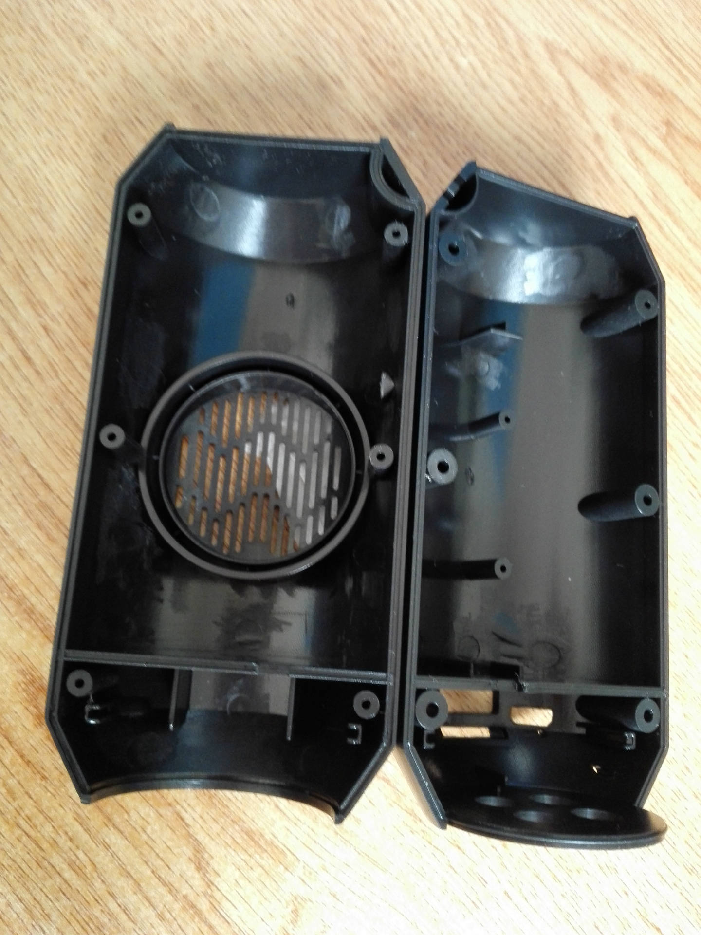 迷你音箱塑胶壳 迷你扩音器塑料壳 新款低音炮胶壳 圆柱音响壳料