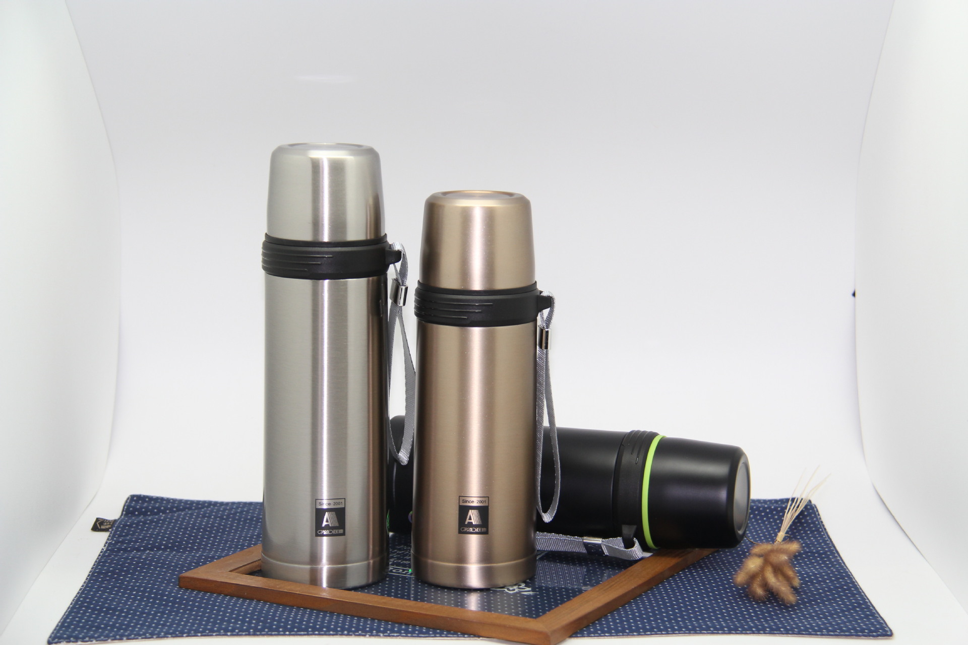 匡迪589号真空子弹头大容量学生保温杯便携手提户外水杯可定制