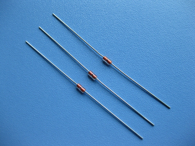 测温用玻璃封装ntc耐高温热敏电阻mf58 200k 3950 5%精度