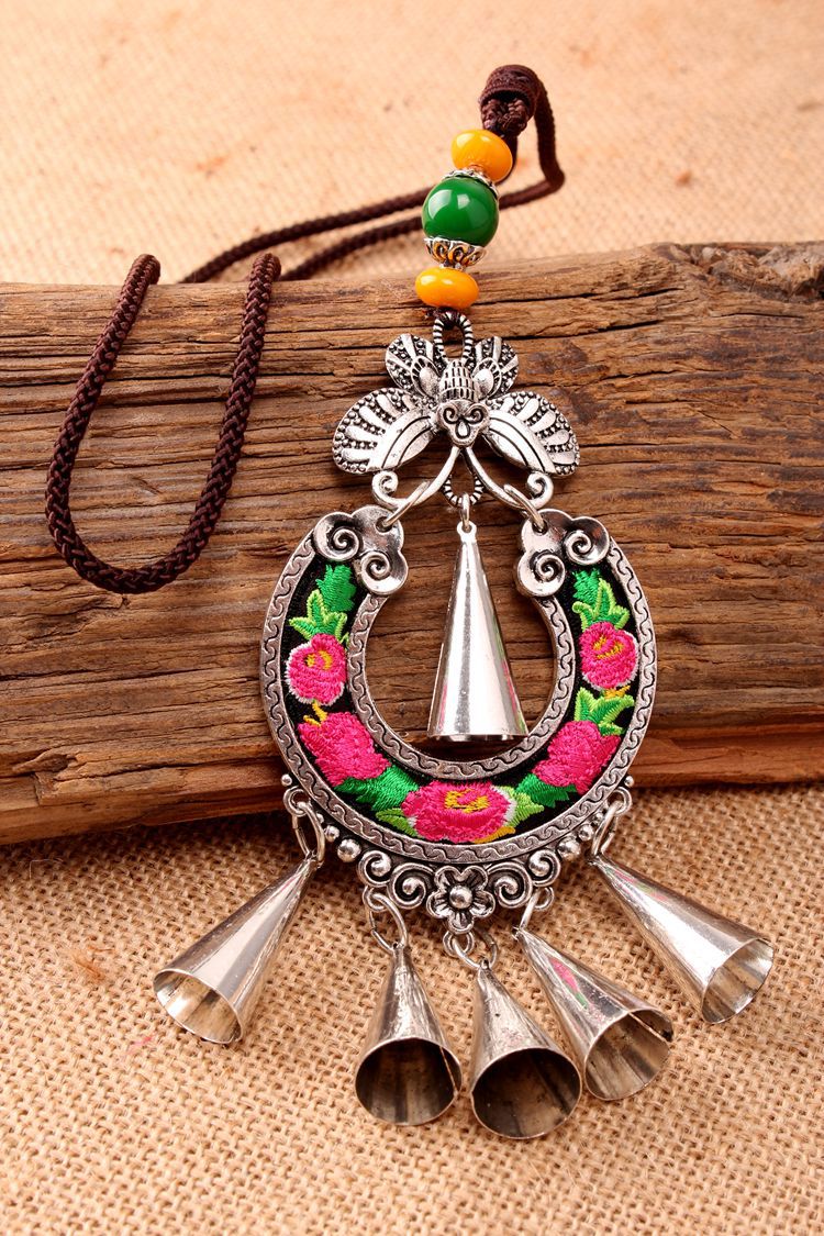 云南民族风苗银绣花项链 民族饰品 旅游纪念品批发