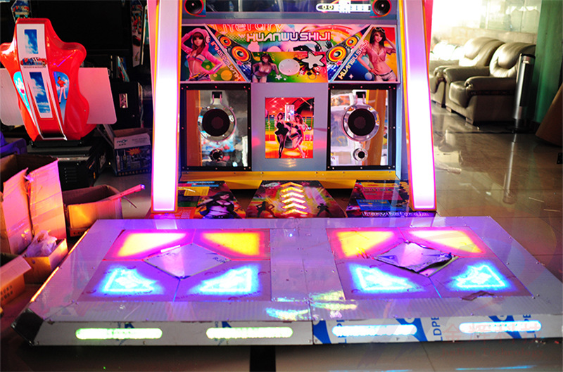 跳舞机大型游戏机模拟机电玩城设备厂家直销