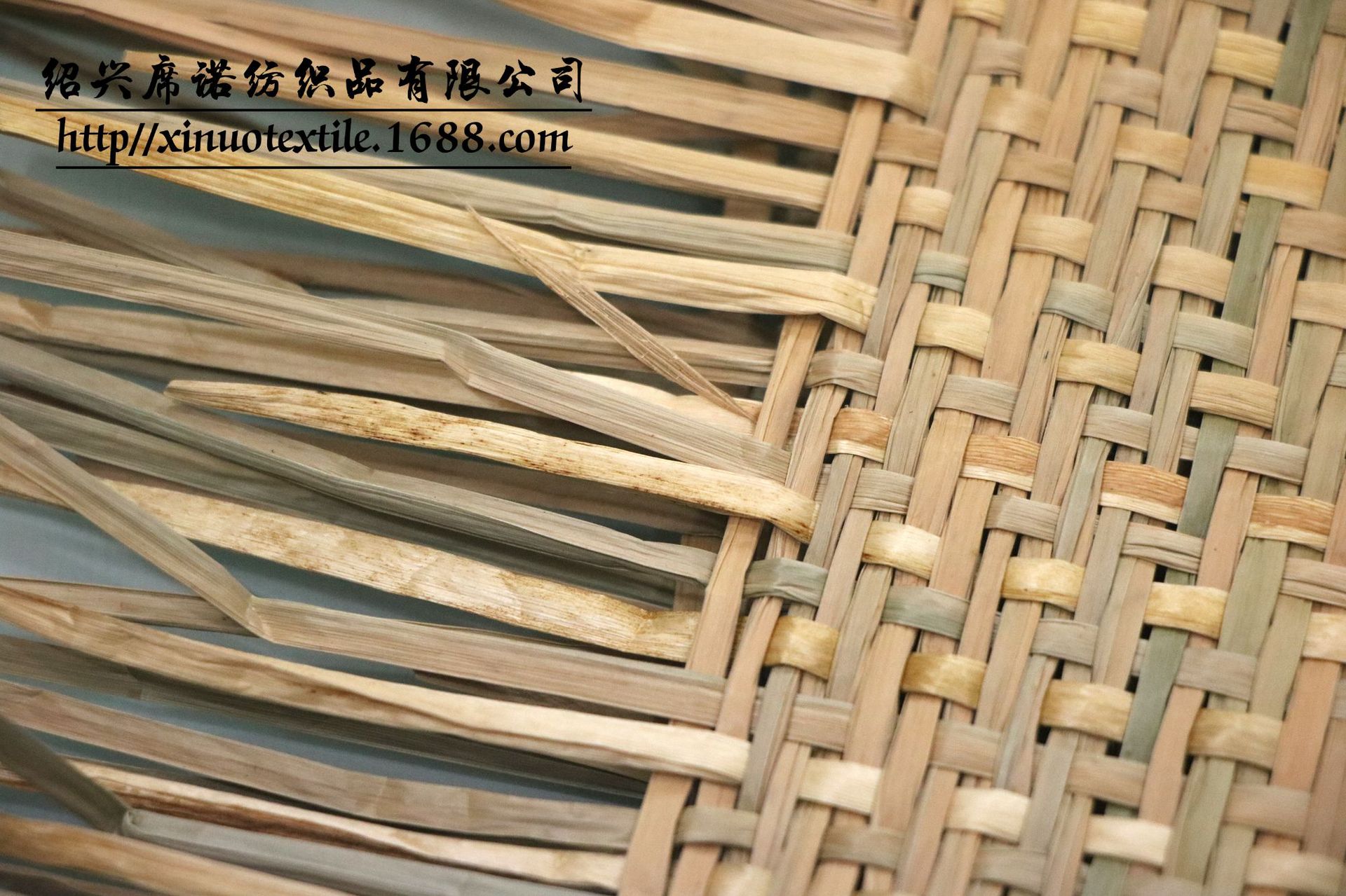 纯天然草编织草布 工艺品草帽箱包包装礼盒面料 环保天然草酒袋料