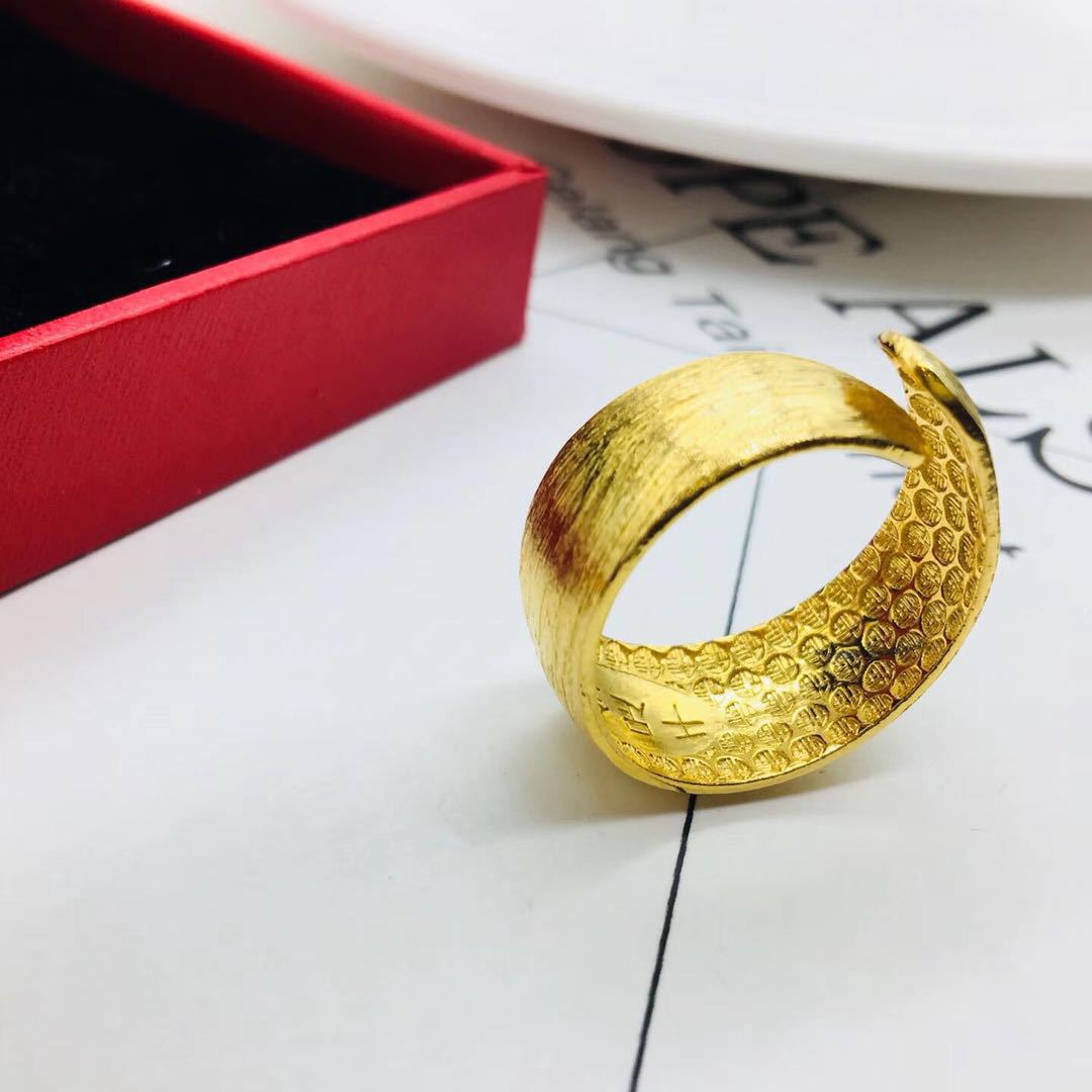 男女情侣镀金拉丝指环镀厚金戒指欧币招财天元戒大光面戒子礼物