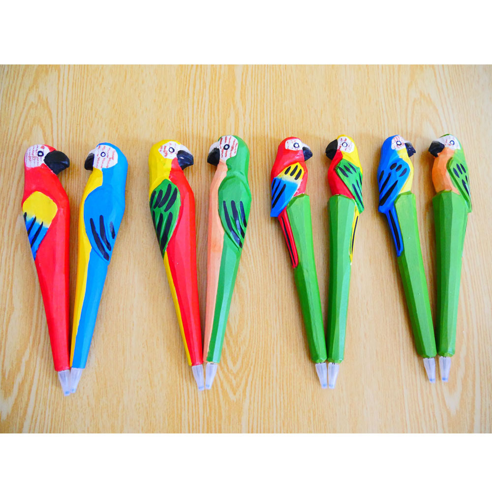 木雕刻中性笔工艺笔动物笔木头笔创意笔木制笔地摊旅游文具鹦鹉笔