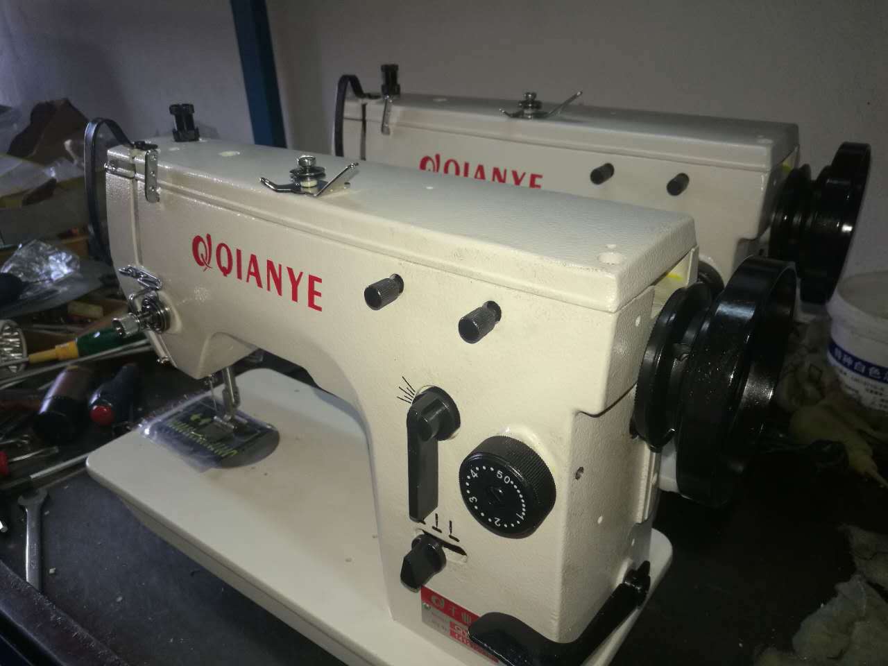 曲折缝 20u 人字车 qy-20u-43 双针曲折缝 工业缝纫机