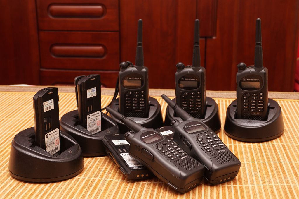 原装正品 摩托罗拉gp2000对讲机 双向无线电对讲机