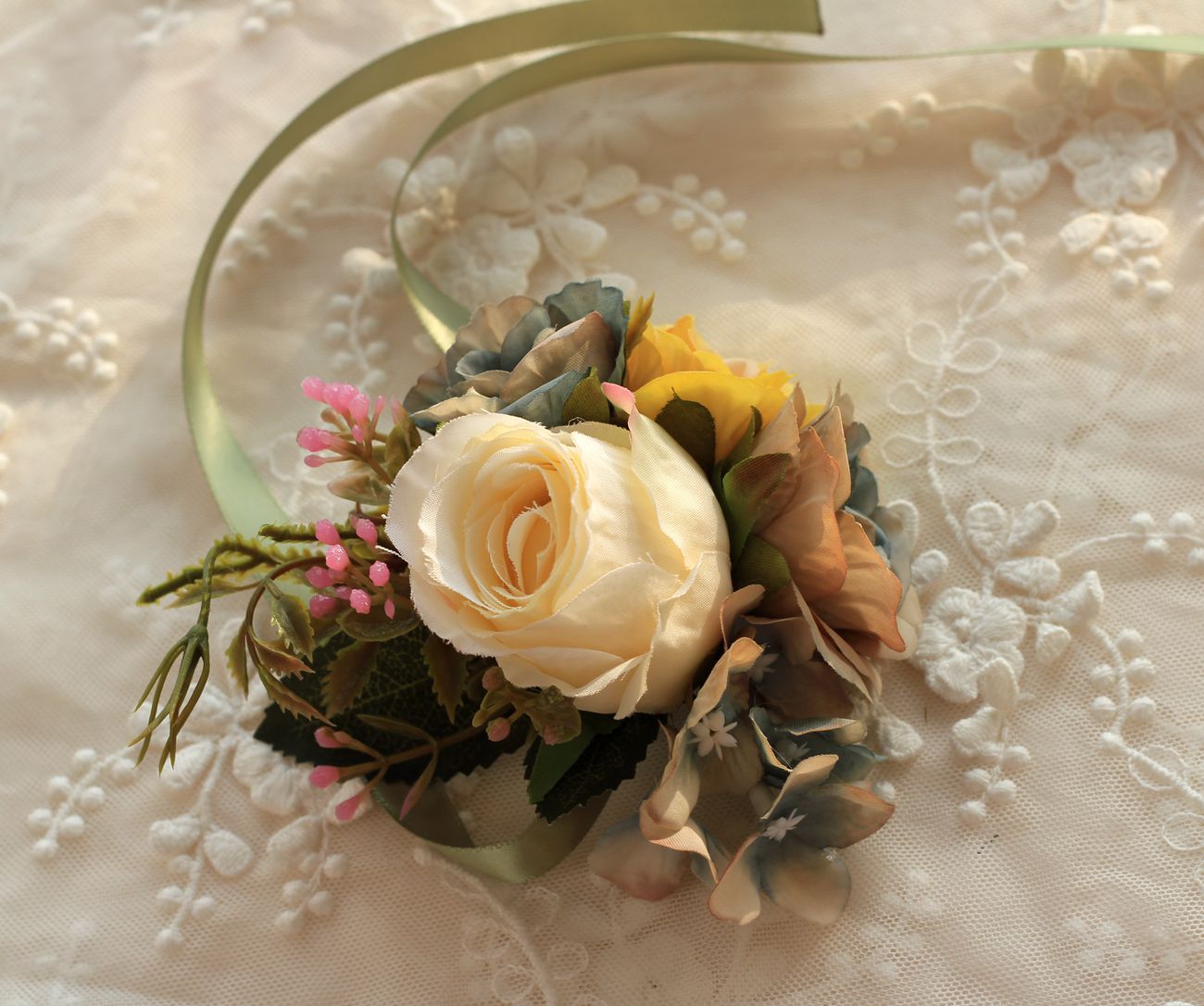 欧式韩式新郎伴郎结婚胸花新娘伴娘手腕花鞋帽服装礼品包装花饰