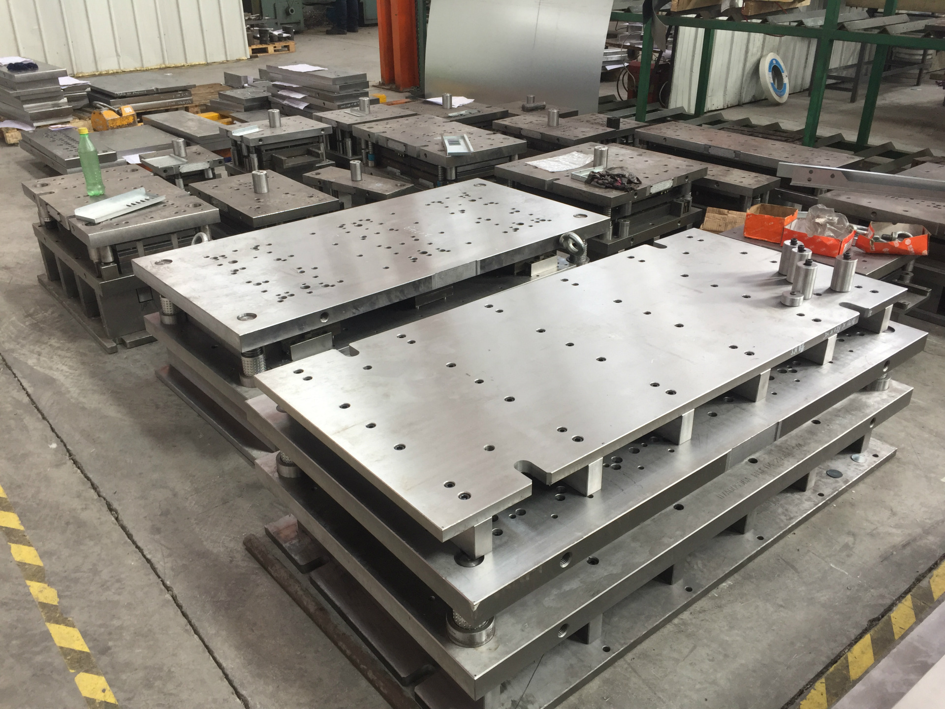 专业研发设计小五金冲压模具精密连续冲压模具来图来样定做