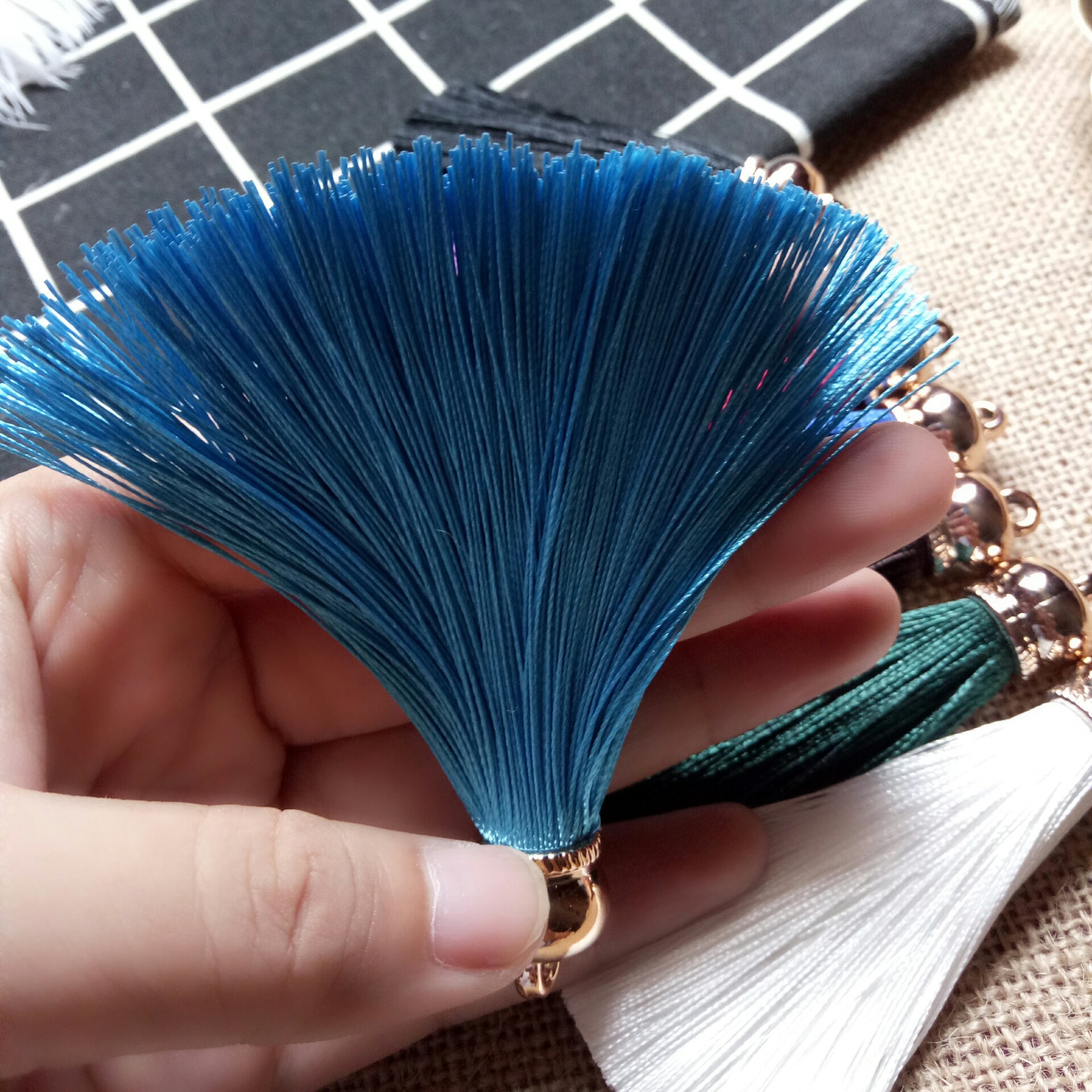 【现货秒发】8cm金钟流苏涤纶垂直流苏穗子 皇冠吊穗流苏挂件批发