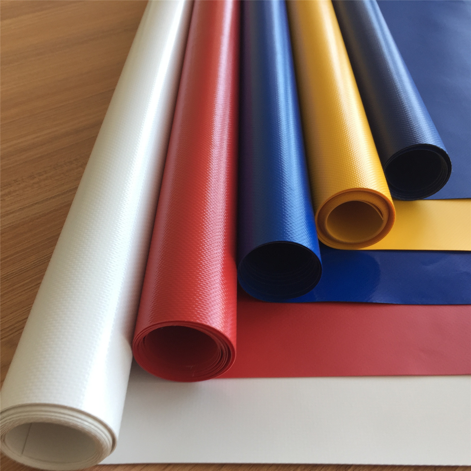 荐 高强度pvc刀刮布快速卷帘门布 快速布 透明快速卷帘门布 阻燃