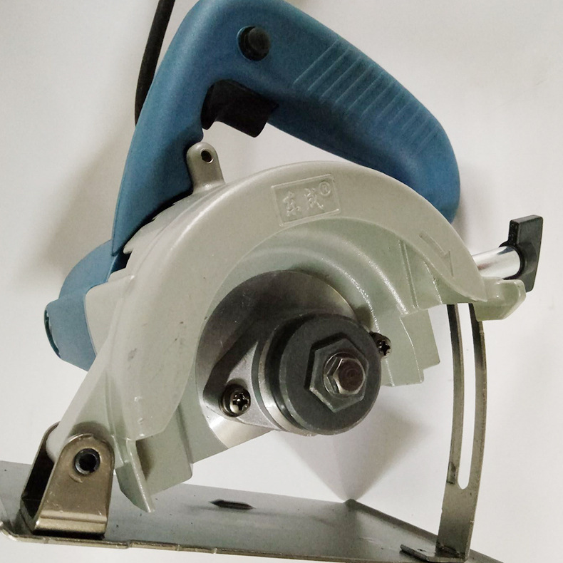 z1e-ff02-110 型号 z1e-ff02-110 云石机 额定输入功率 1240(w)  锯片