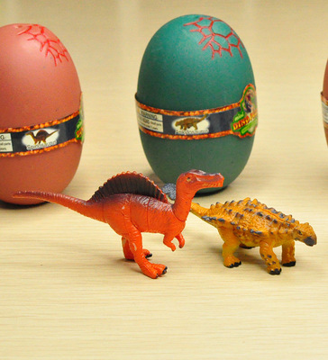 优肯4d立体迷你玩具恐龙蛋模型 第三代儿童玩具恐龙蛋模型24个1盒