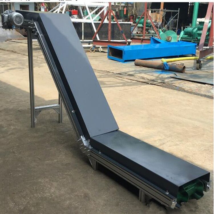 可移动斜坡输送机 渣土水泥皮带机定制
