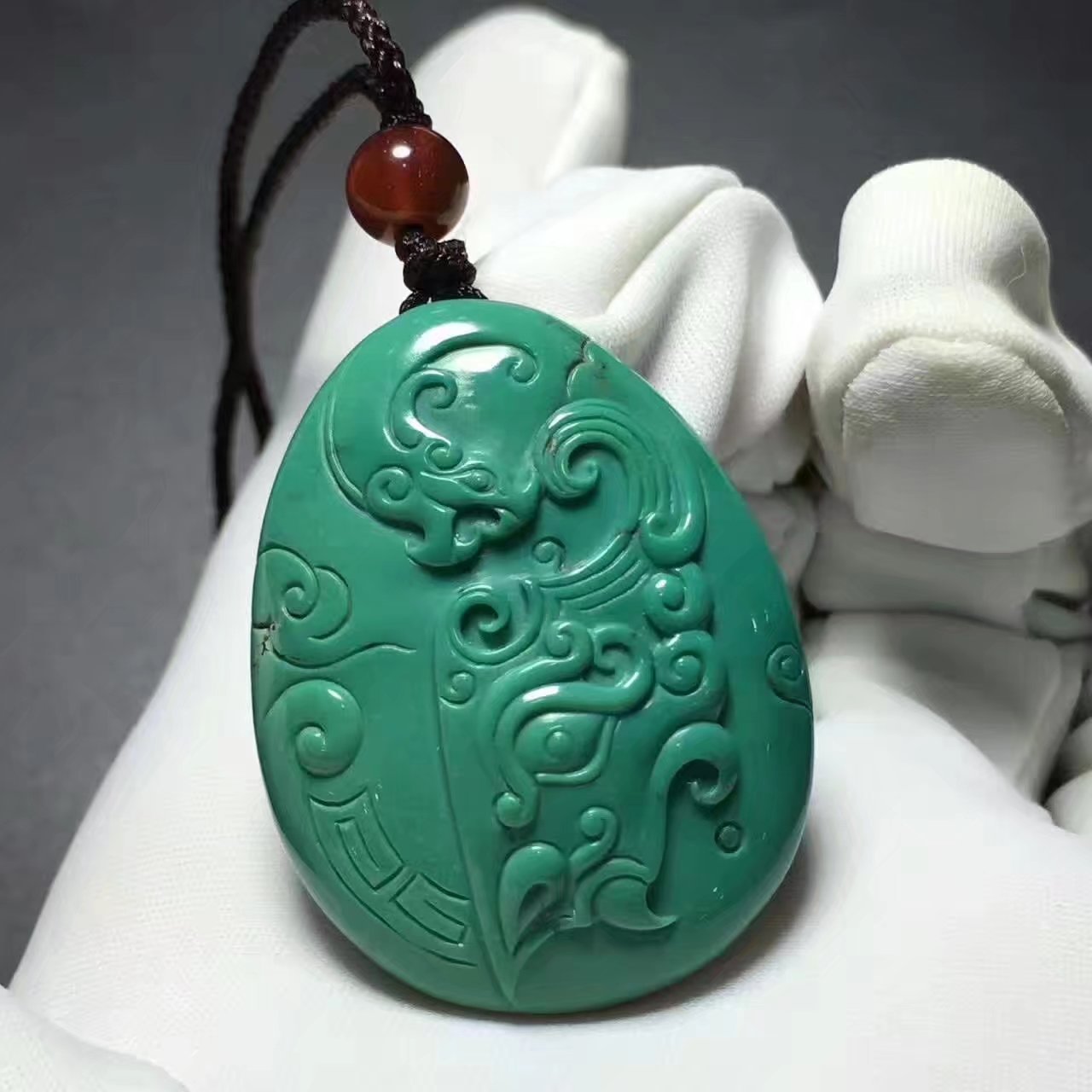 原矿高瓷精工雕刻仿古龙吊坠 天然绿松石无优化产地价格 山西阳泉