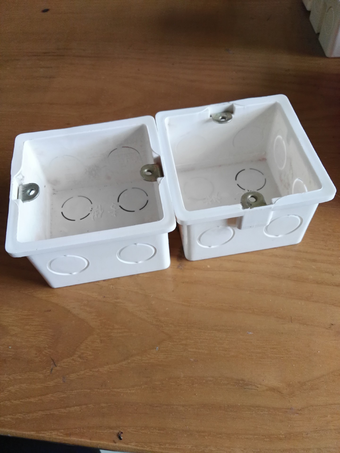 86型pvc卡式暗盒通用接线盒暗装底盒双调盒预埋线盒高50 60 70 80