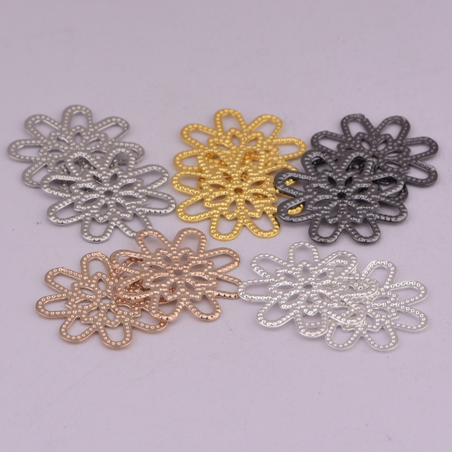 4mm空心梅花中孔吊坠 项链手链配件 手工材料