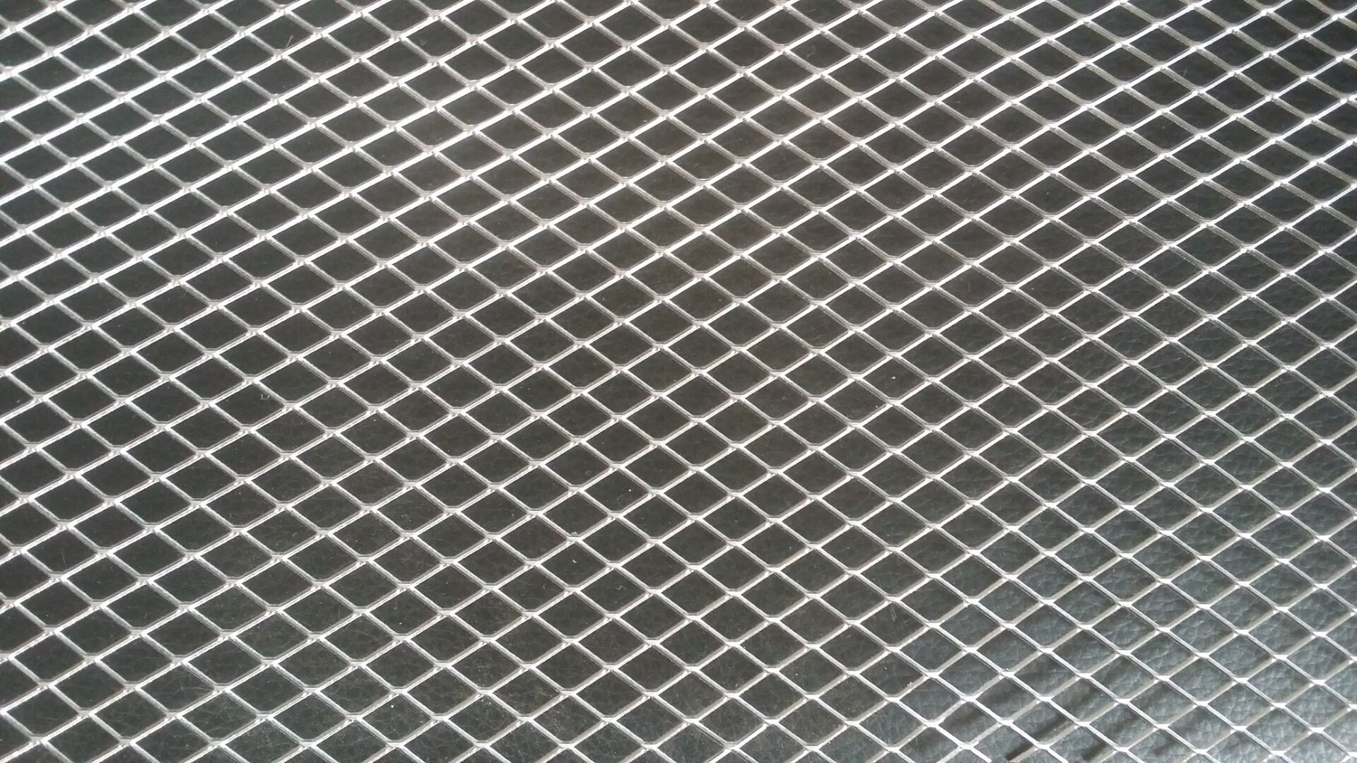 304不锈钢小孔镀锌菱形钢板网金属拉伸板网不锈钢冲孔网洞洞板网