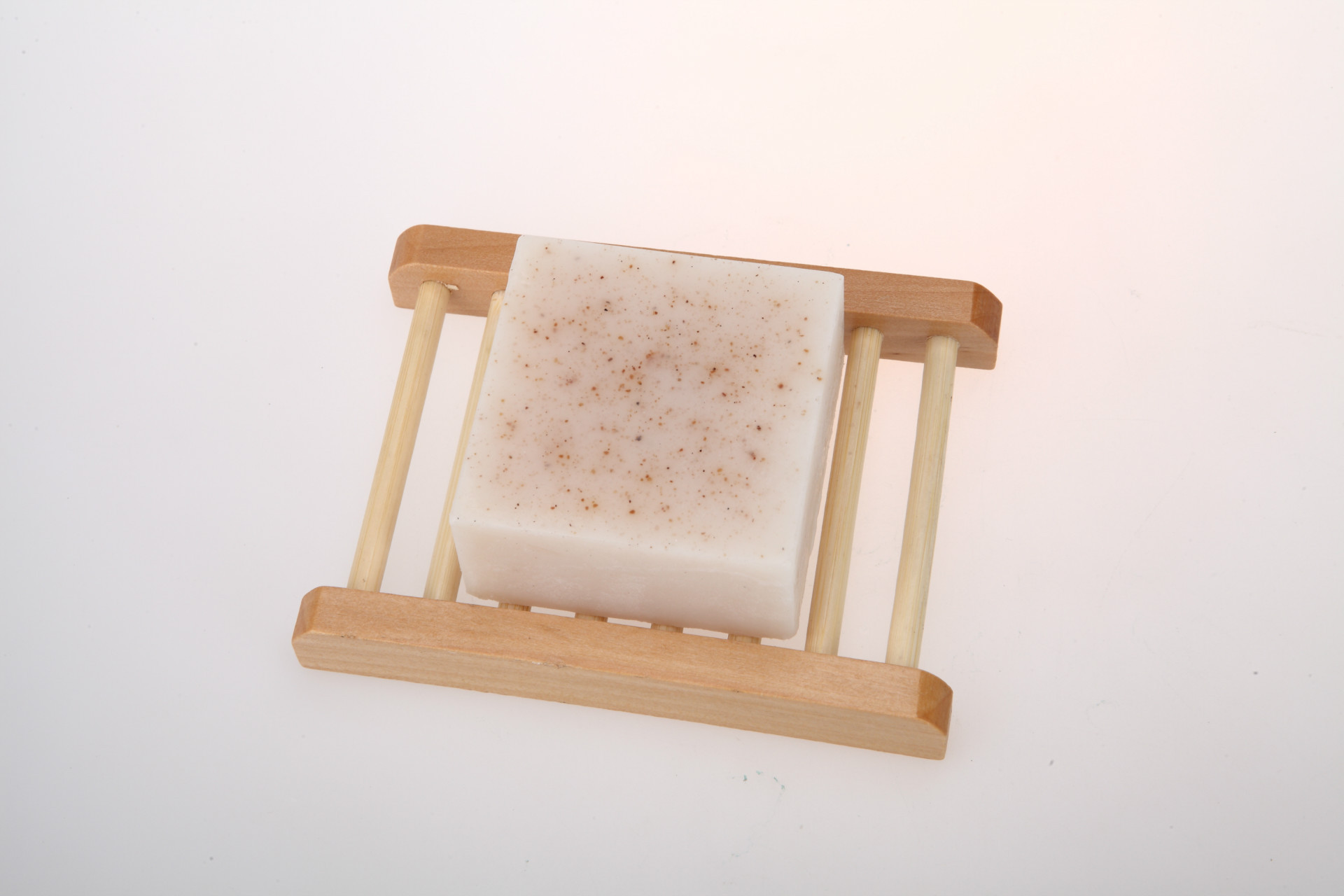 厂家现货供应独立包装七子白皂量大优惠小巧易携带清香七子白皂