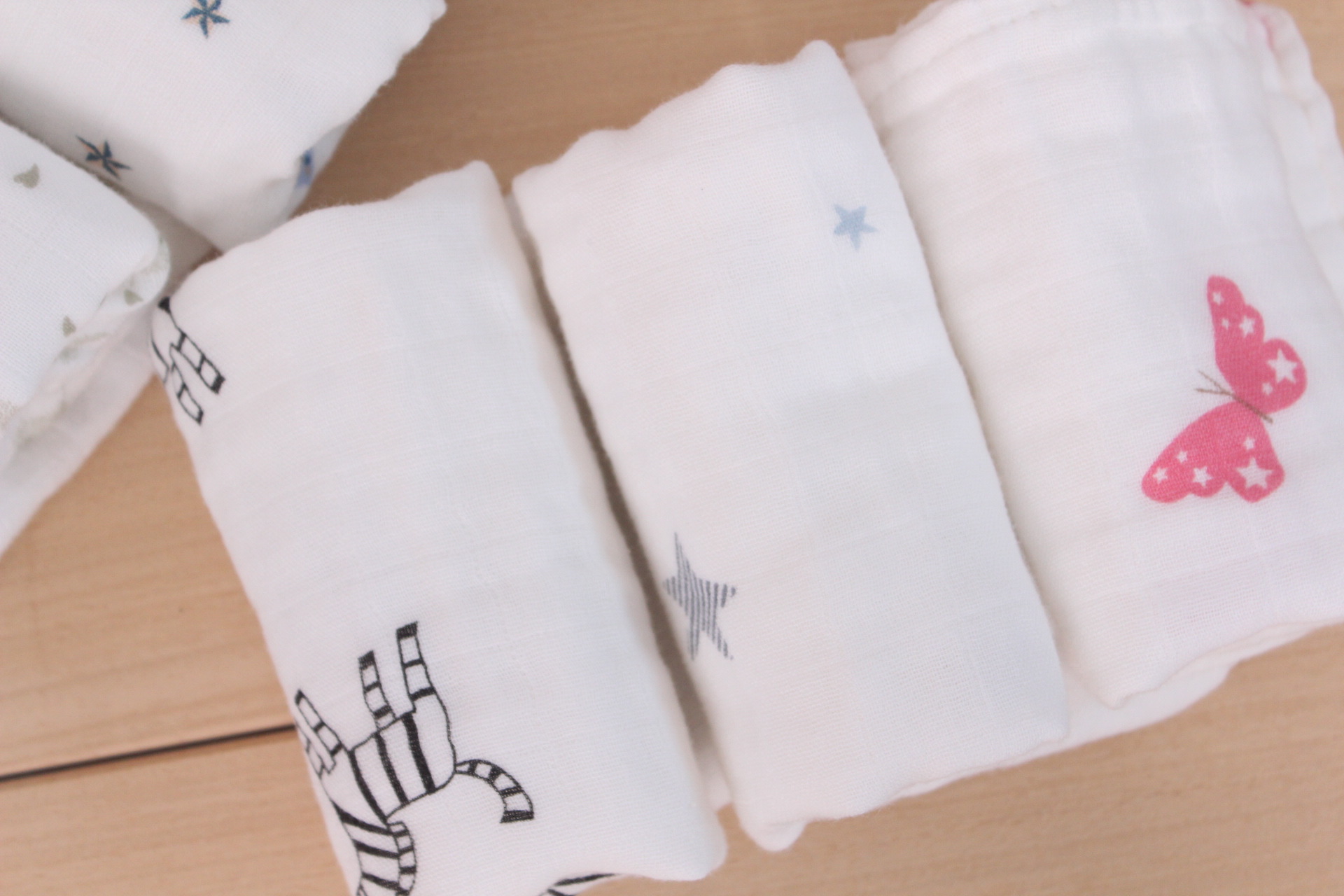 四层水洗竹纤维纱布毛巾 婴幼儿儿童方巾 宝宝口水巾 30*30 25*50