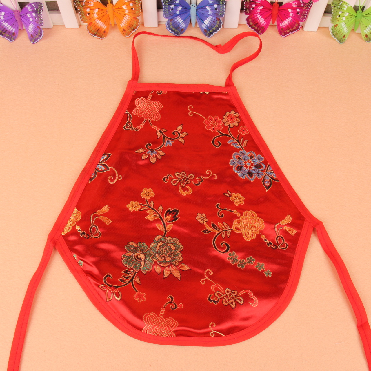 新生儿宝宝红色绸缎夏季圆肚兜批发 0-1岁