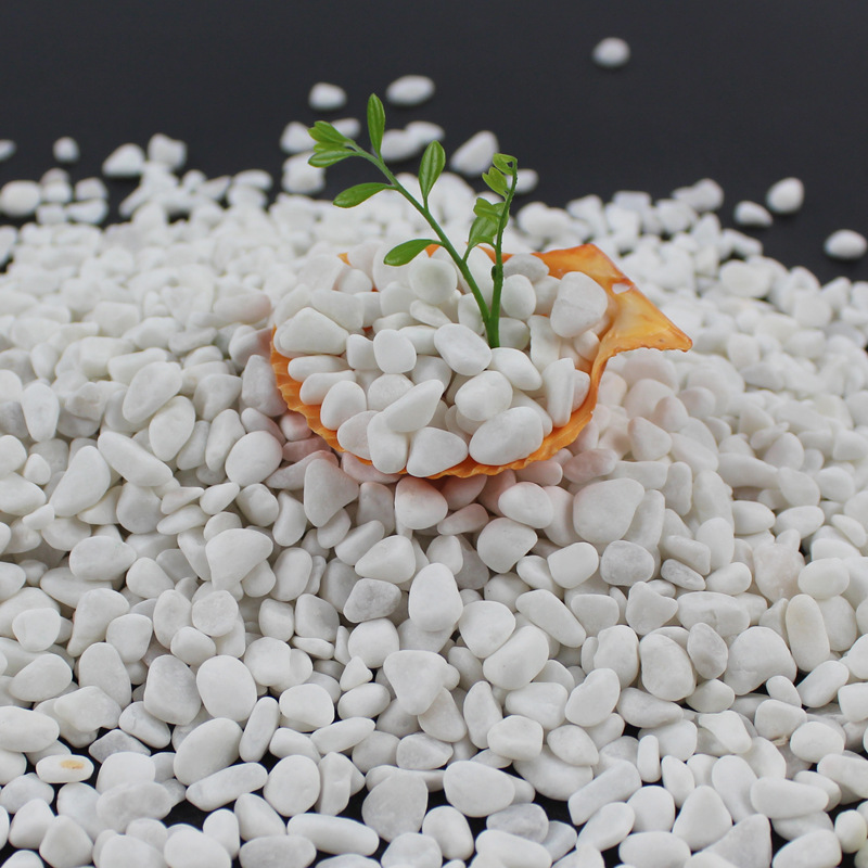 湖北楼盘小区道路透水骨料白色鹅卵石4-6mm透水力强粘结力好砾石