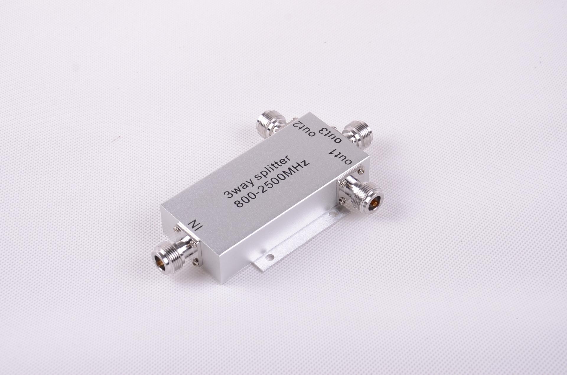 三路分支器手机信号放大器工业级专用800-2500m一分三微带功分器