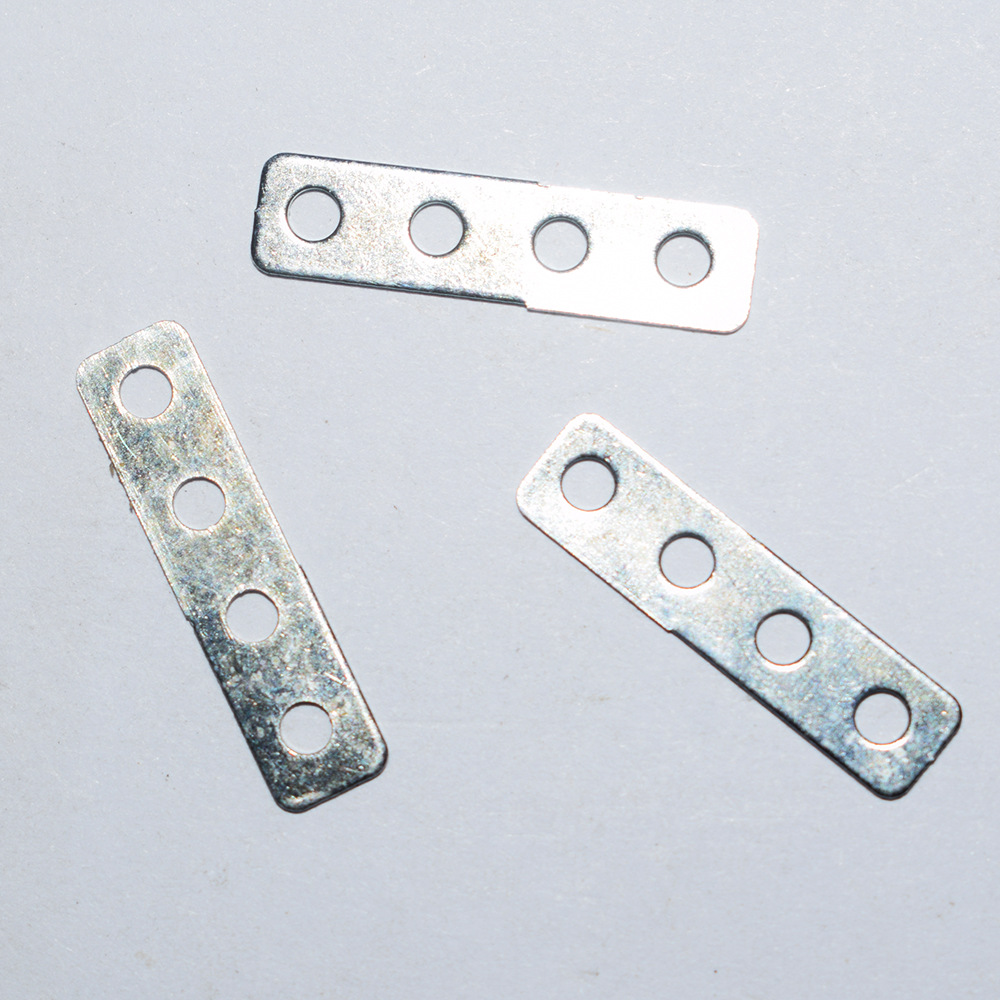 20*5单排平铁片四孔 无人机航模玩具配件科技制作零件速卖通