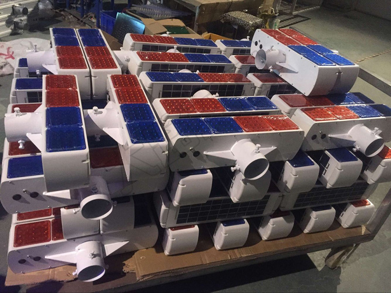 厂家直销太阳能爆闪灯 户外分体式红蓝交通信号灯led警示灯路障灯