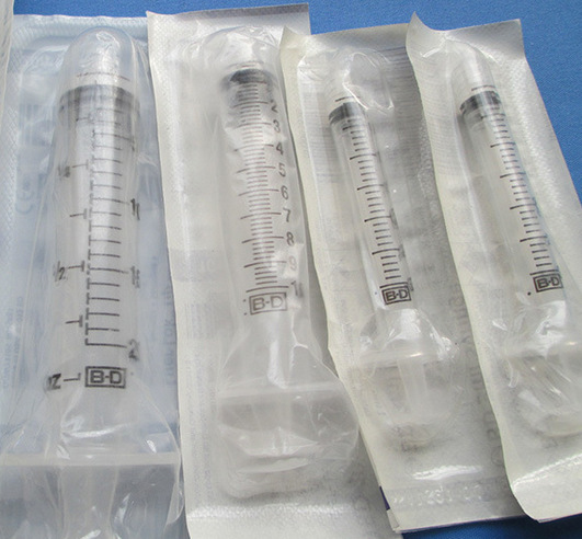 bd碧迪一次性使用无菌螺口注射器带针1ml luer-lok tip货号309628