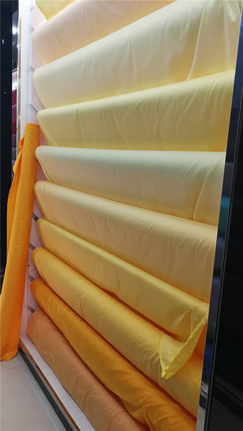 纯棉布批发 全棉素色 漂白布料衬衫面料 大红服装布料 床品罩衣布