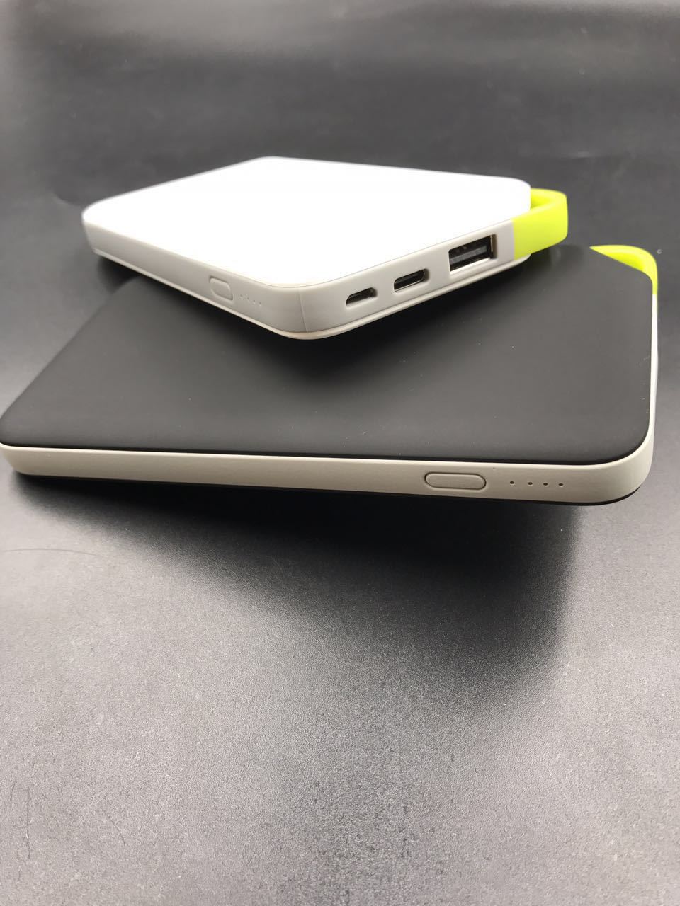 0快充10000毫安移动电源充电宝支持typec和micro-usb输入