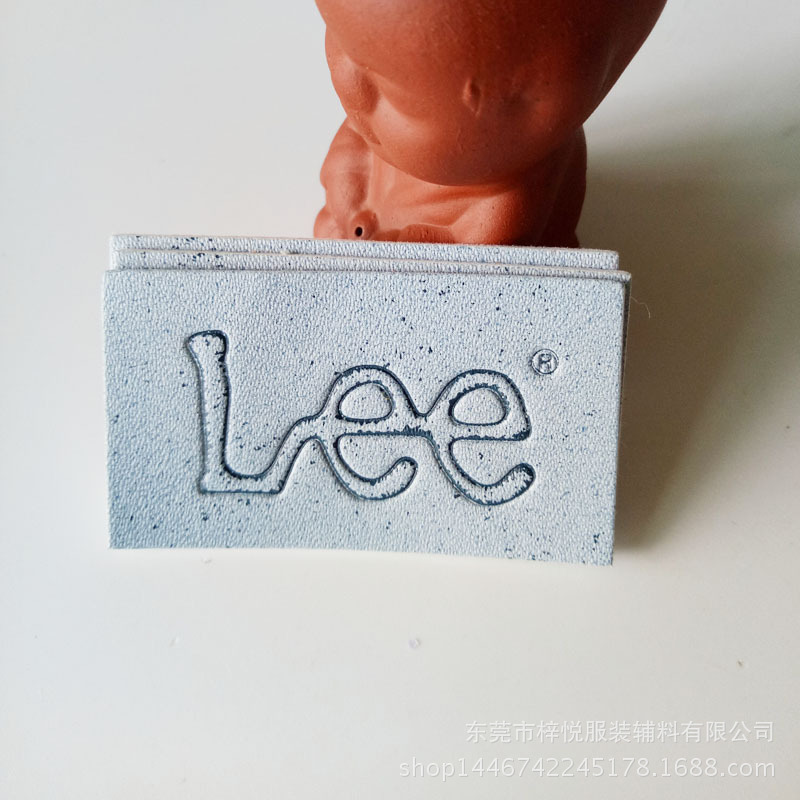 厂家生产牛仔裤皮牌热压logo皮标jeans通用仿皮牌 pu皮标定做批发