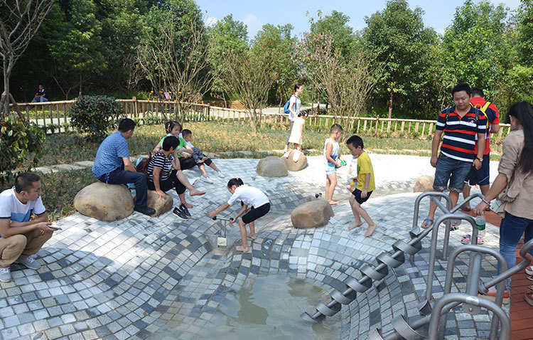 户外游乐场创意戏水游乐设备 室外儿童趣味娱乐设施厂家定制直销