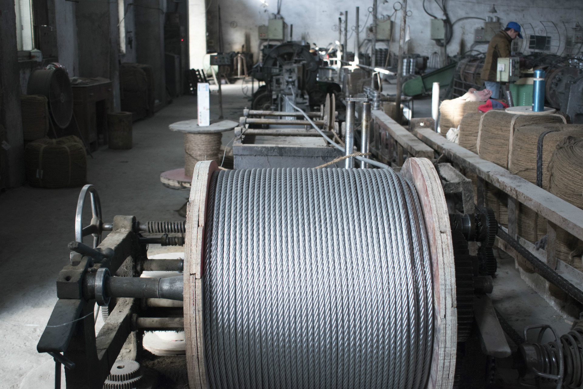 供应耐腐蚀钢丝绳耐磨工业绳 热镀锌6×37 fc-17.5mm镀锌钢丝绳