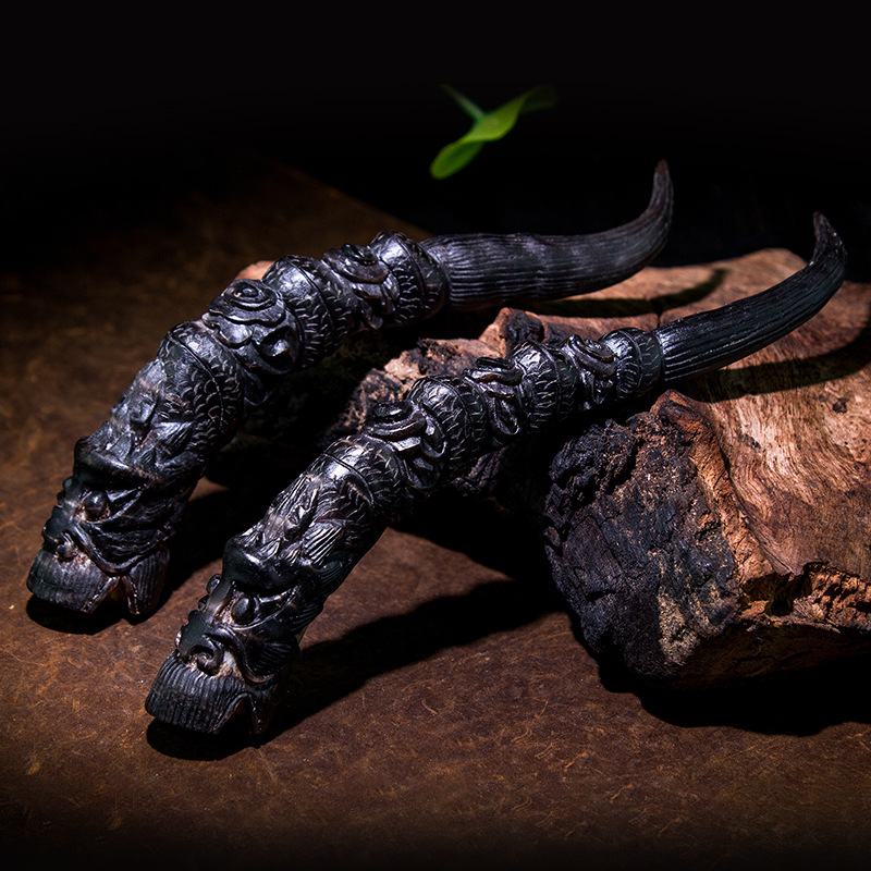 天然羊角手工雕刻祥龙摆件西藏黑老羊角整角对角吊坠把玩件配件