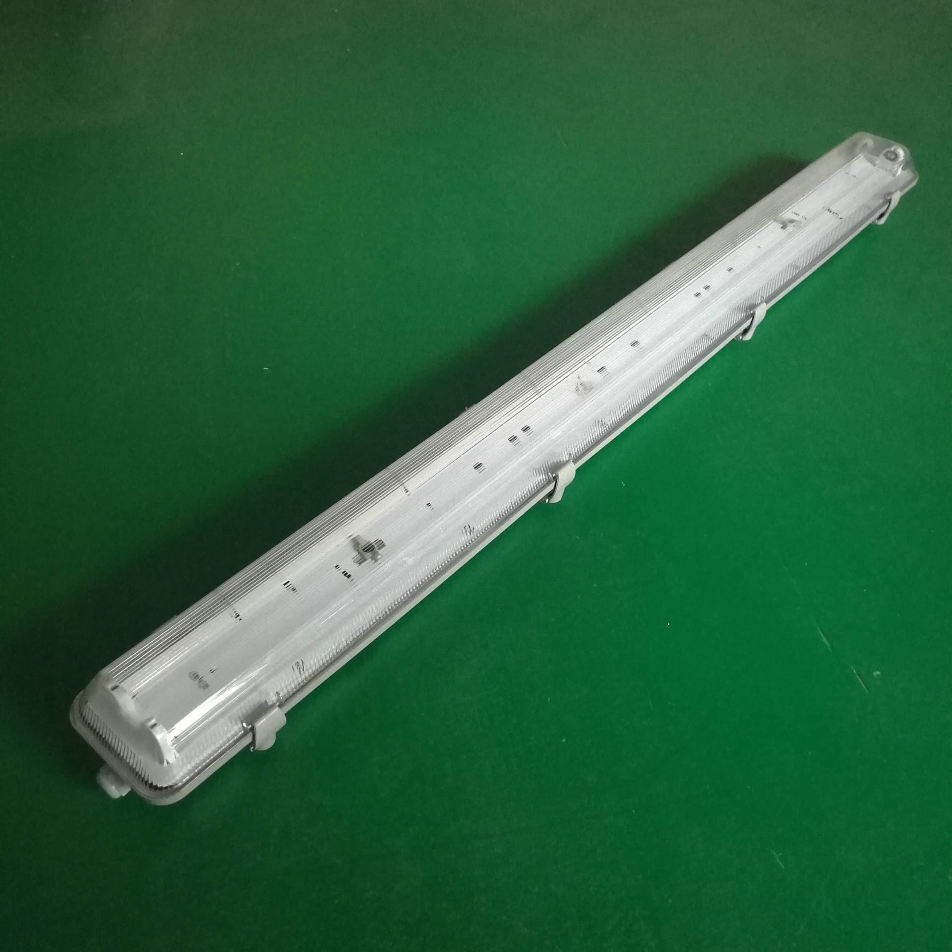 厂价低价直销t8单支三防灯支架 led单管三防灯套件 t8三防灯外壳