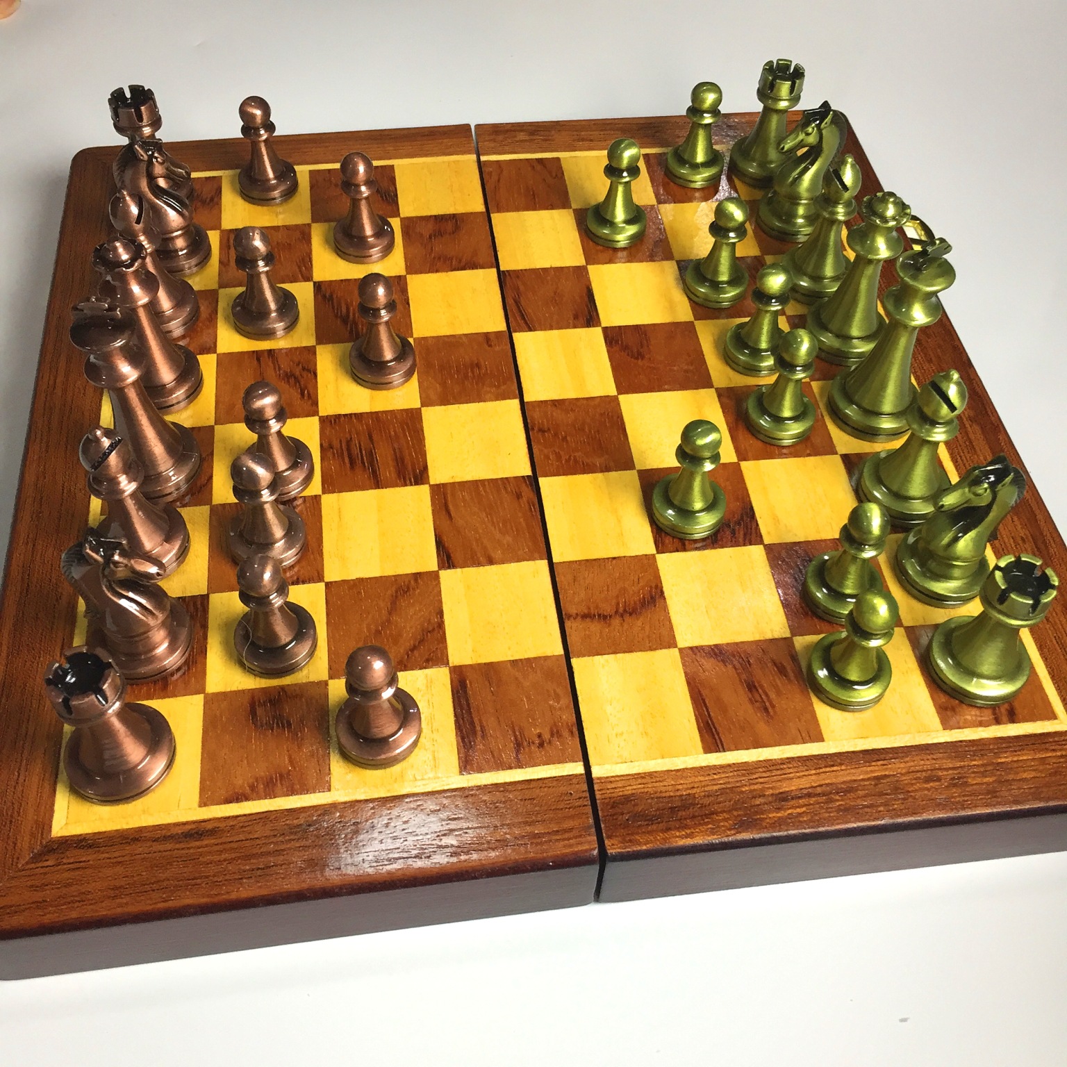 非磁性国际象棋 可折叠棋盘 益智棋牌游戏玩具棋 高端金属棋子