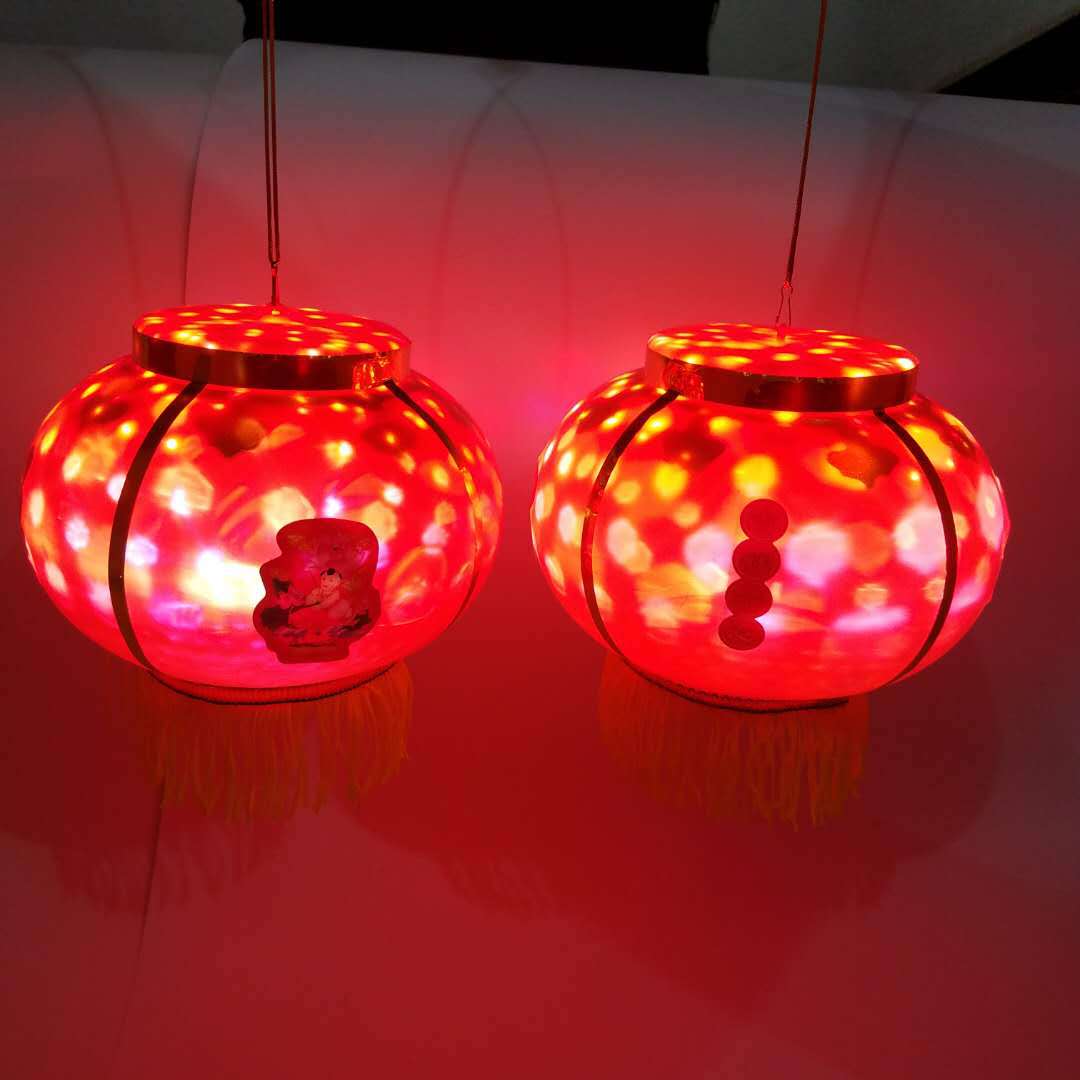 新年新款电动发光音乐雪花大红灯笼儿童玩具手提灯笼元宵节礼品