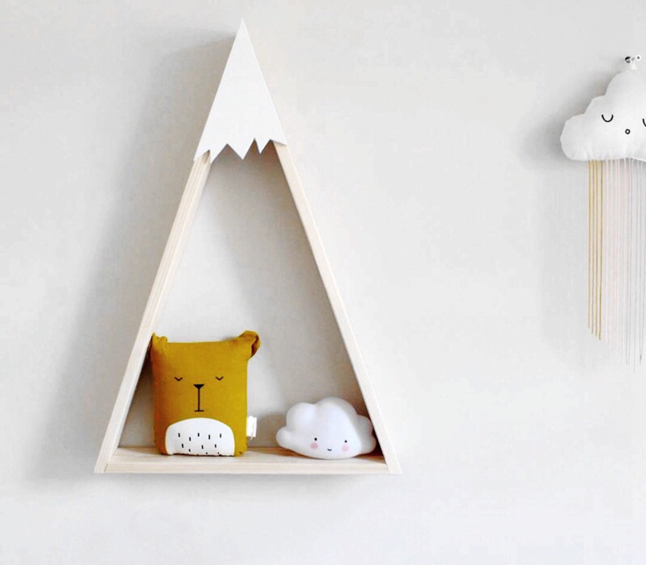 ins新款北欧风木质雪山三角形房子置物架儿童房家居装饰爆款实木
