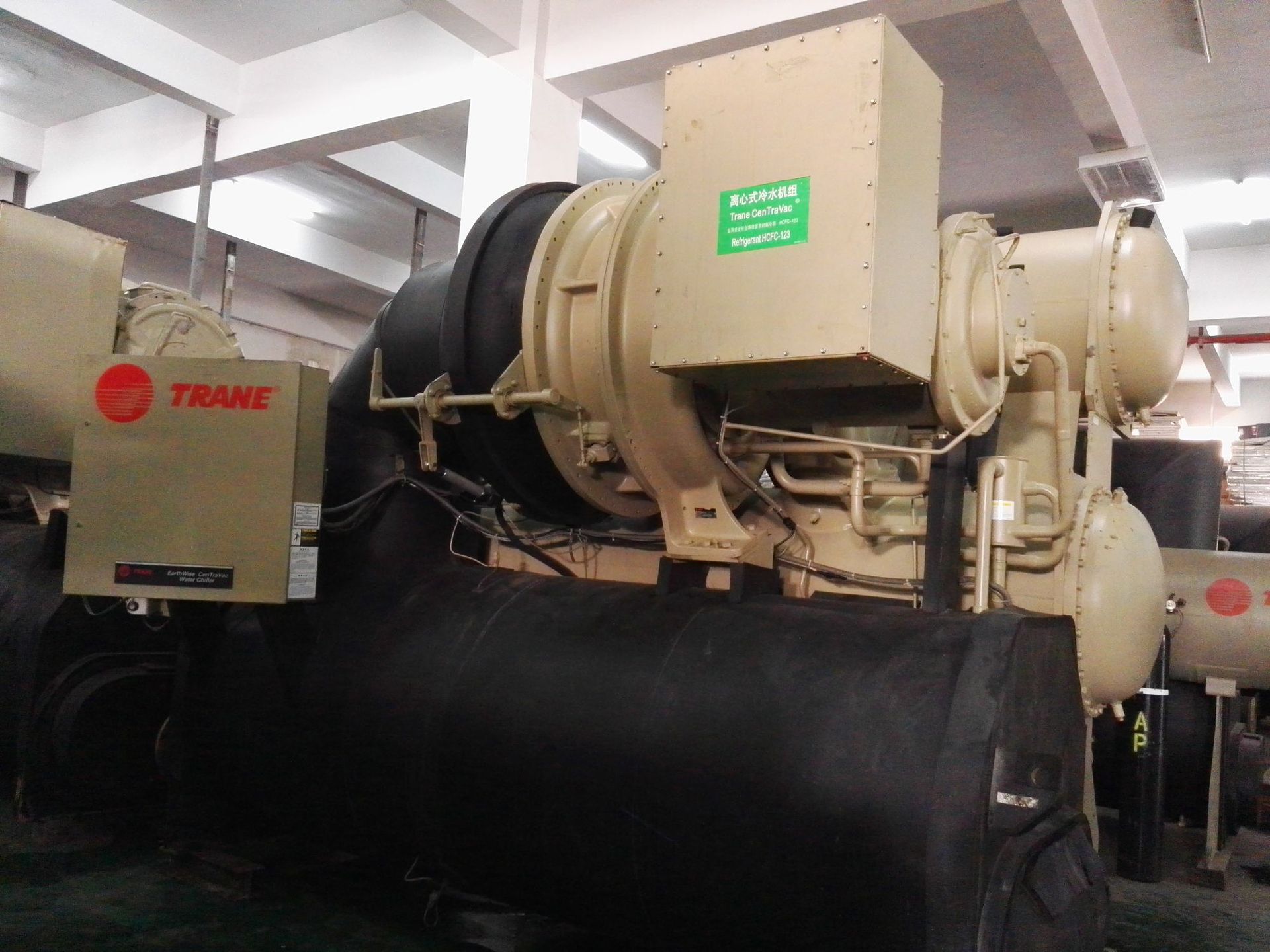 特灵离心式冷水机组带热回收转让cvhg565特灵水冷离心机制冷机组