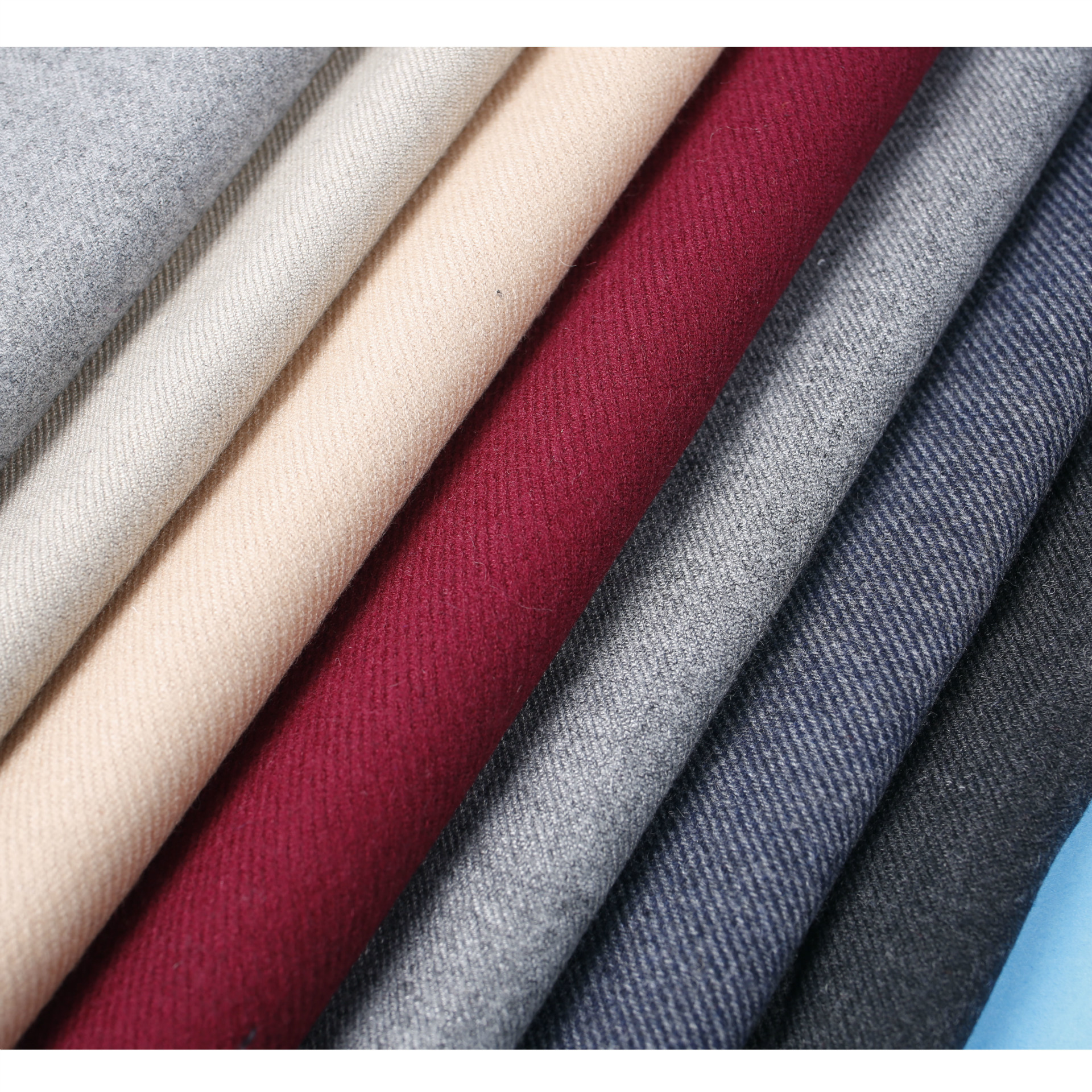 江阴工厂半精纺斜纹羊毛面料 春秋服装素色风衣西装毛呢布料