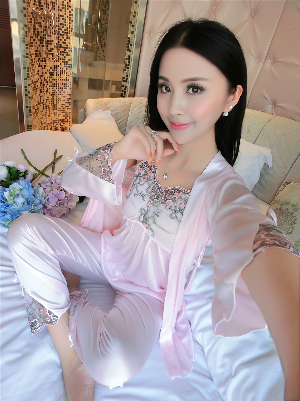 夏季冰丝睡衣女三件套性感吊带仿真丝睡裙夏天蕾丝花边丝绸家居服