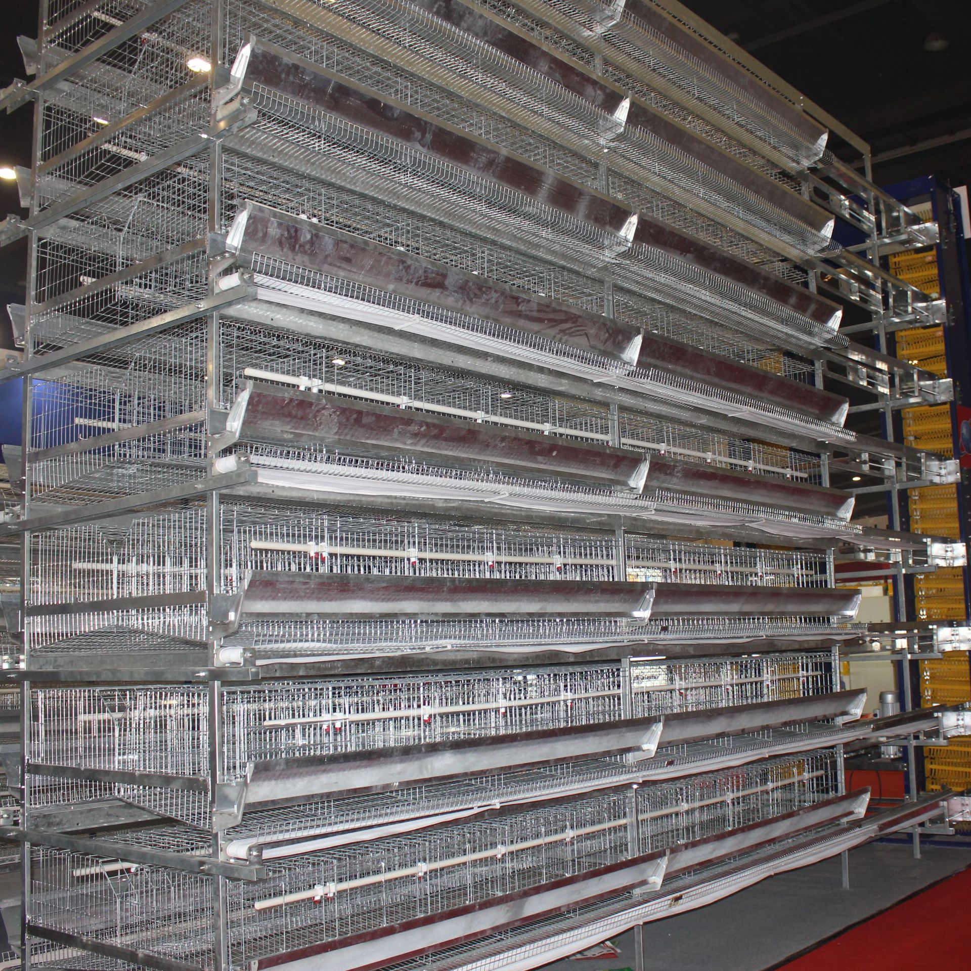 新型层叠蛋鸡笼欧式层叠蛋鸡笼六层八层九层层叠笼银星高层层叠笼