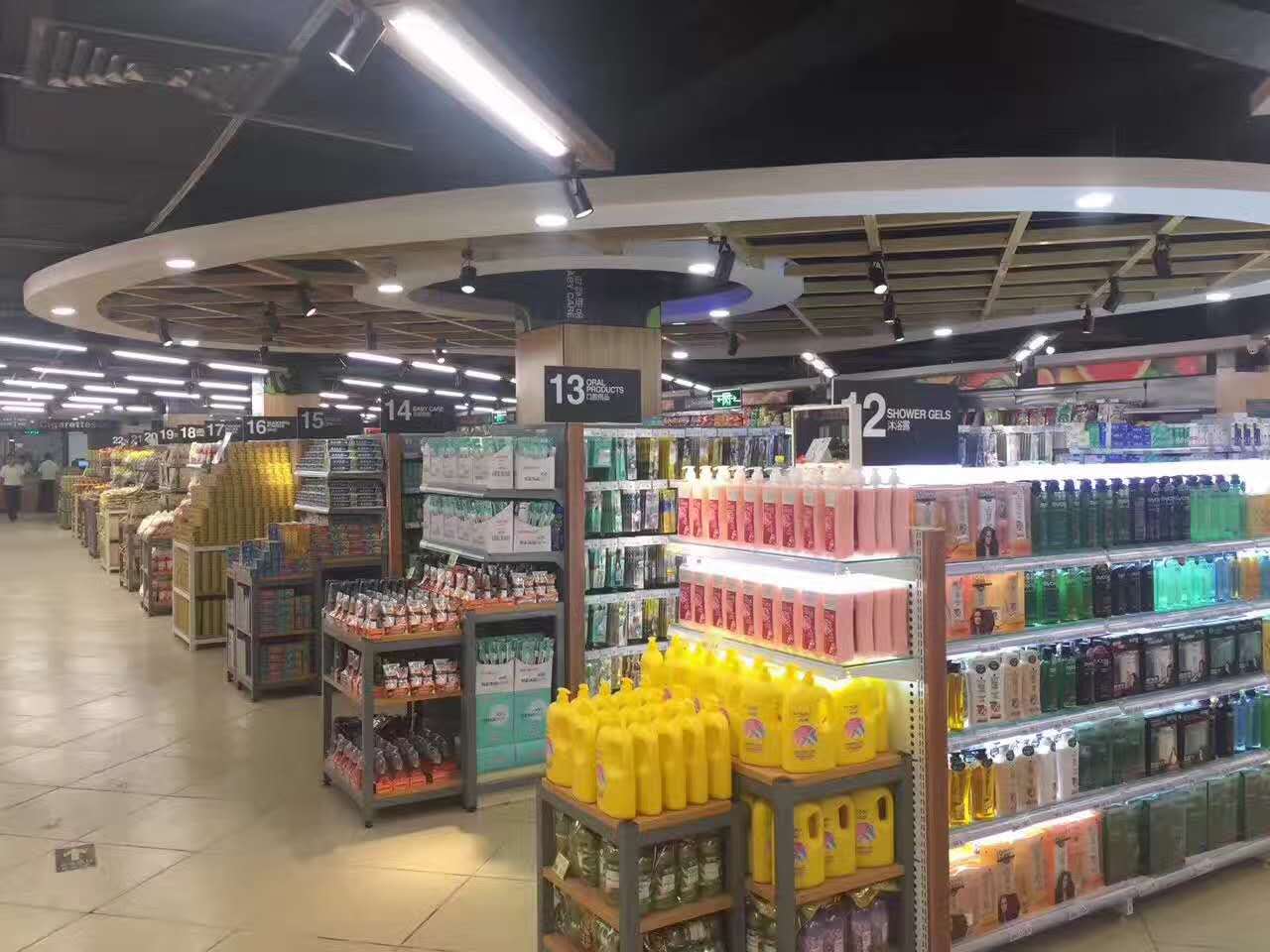 人和旺超市(厦门湖里五缘湾店)2017年6月30日 隆重开业