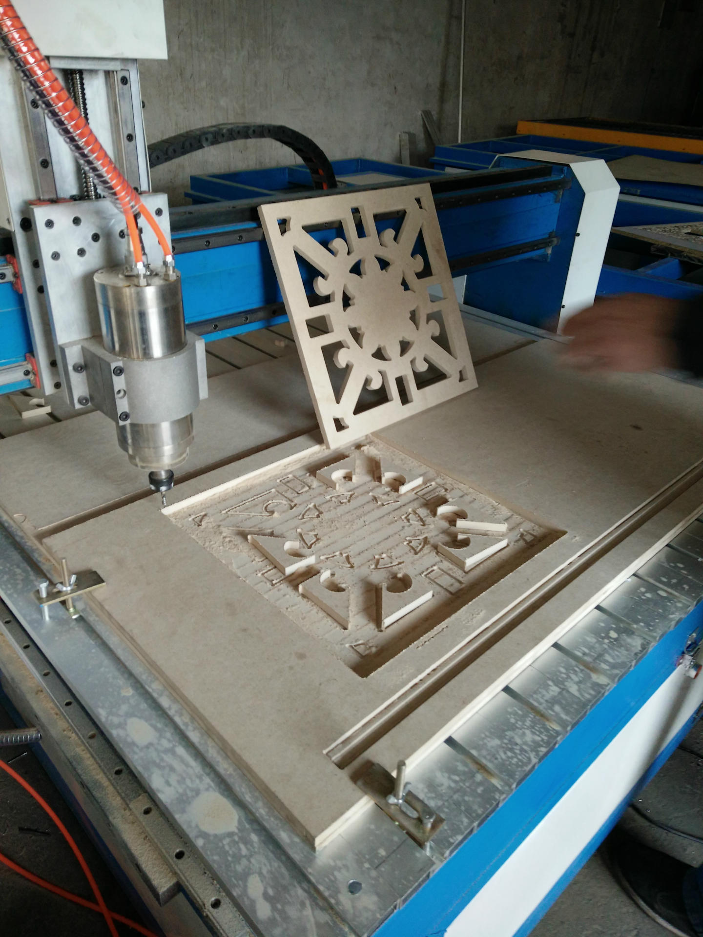 木工雕刻机 家具木工雕刻 雕花机 刻花机木门雕花机