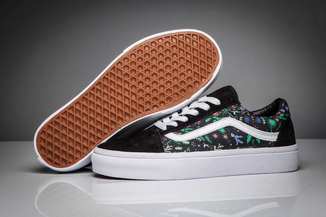 oldskool彩色花卉时尚休闲情侣款系带帆布鞋黑色低帮滑板鞋运动鞋