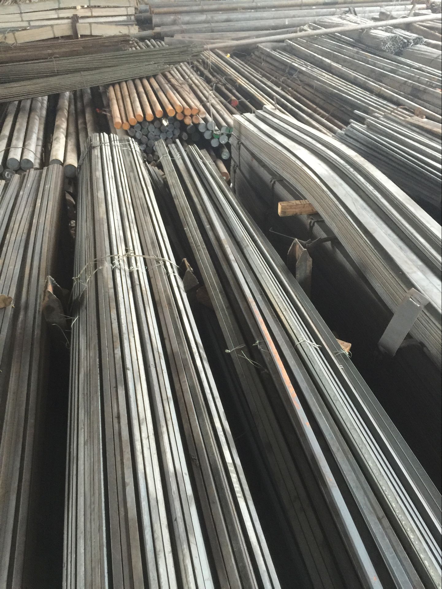 供应热镀锌圆钢佛山乐从批发 镀锌扁铁 镀锌角钢 镀锌圆铁