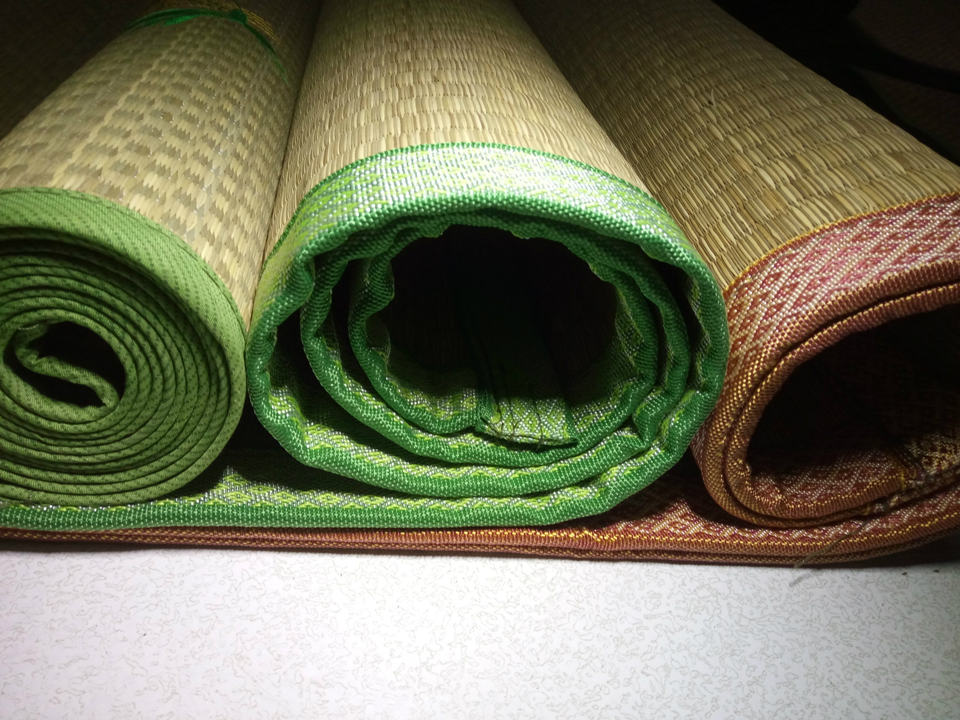 多用途草席工艺 任意裁剪 装饰 地毯加厚加密天然兰草炕床草席